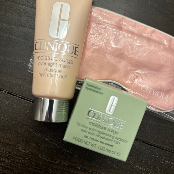 Clinique moisture surge set! - Picture 2 of 2